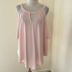 New! Torrid SZ 3X blush cold shoulder handkerchief hem top.